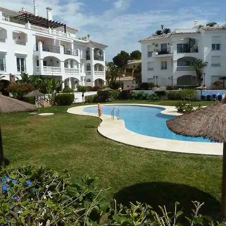 Jazmin Miraflores Seaview